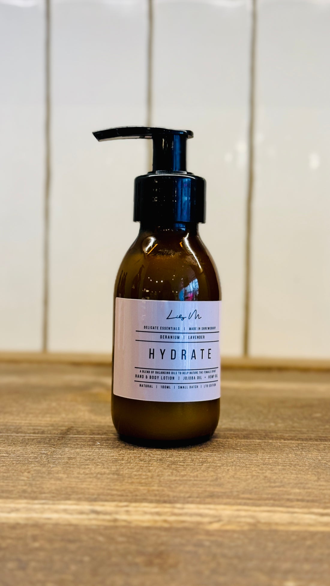 100ml travel size amber glass bottle with a pump for easy application