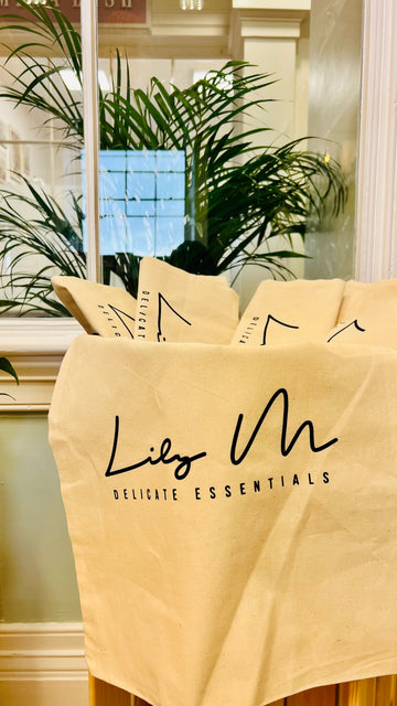 Lily M Tote