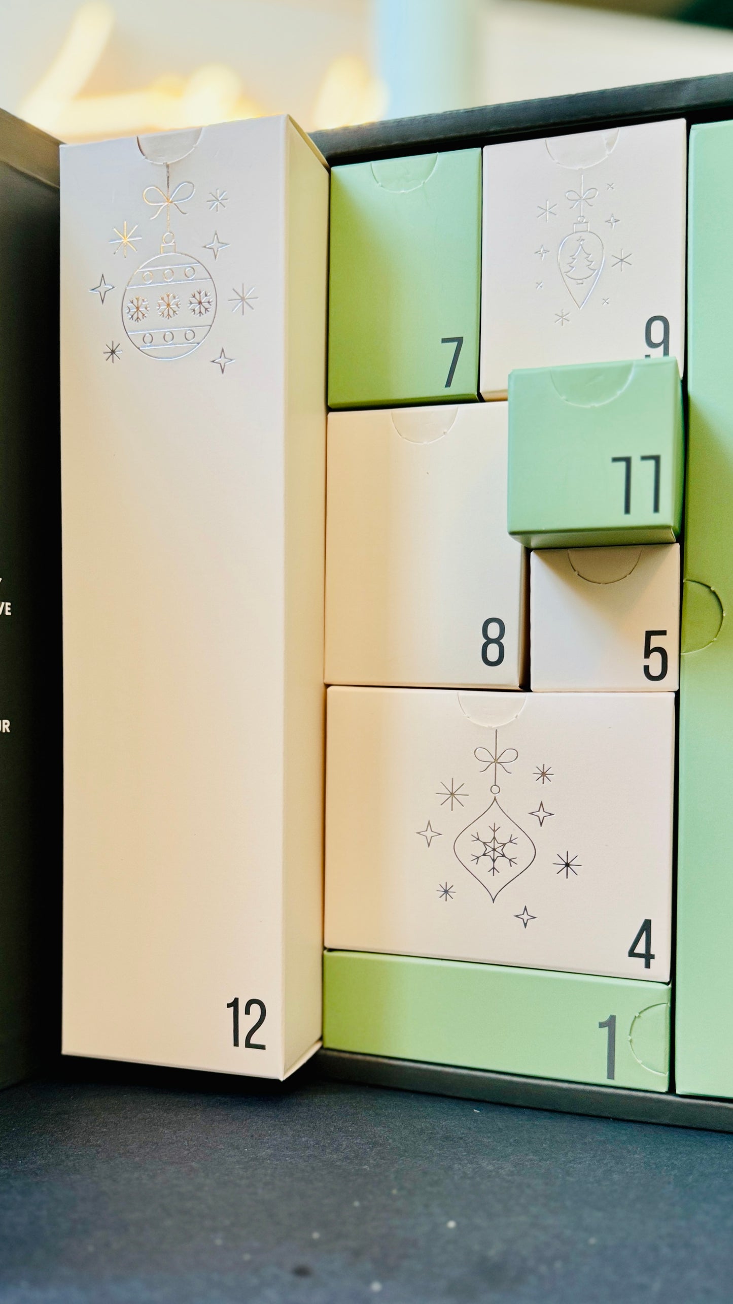 The Lily M 12 Days of Beauty Advent Calendar